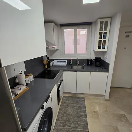 Paula Punta Prima Apartment