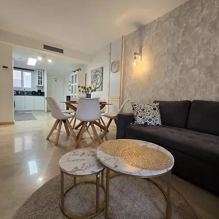 Paula Punta Prima 公寓