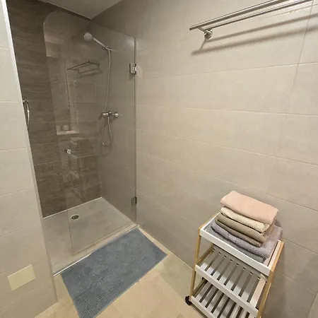 Paula Punta Prima Apartman *